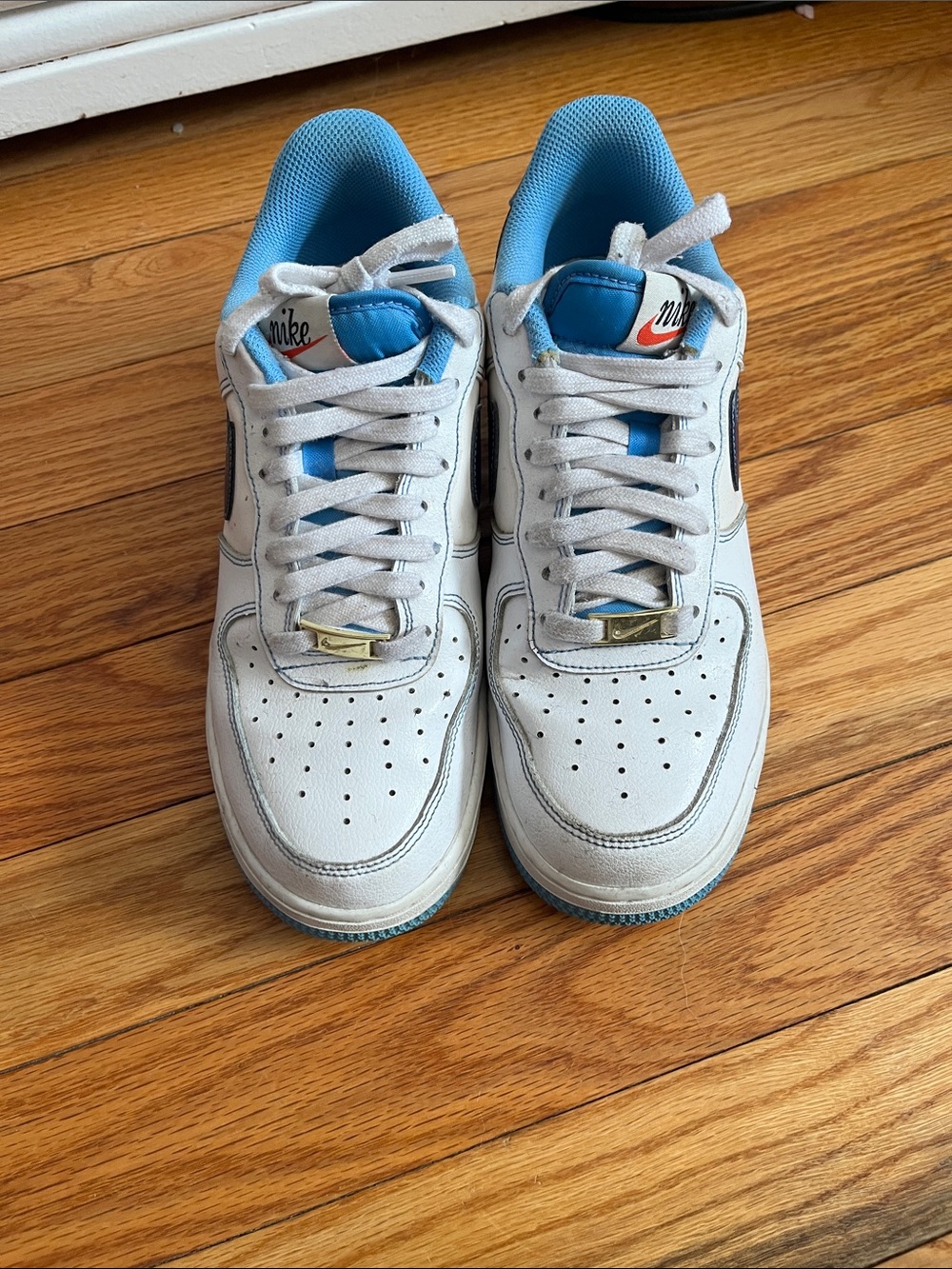 Nike White & Light Blue Low-Top Sneakers
